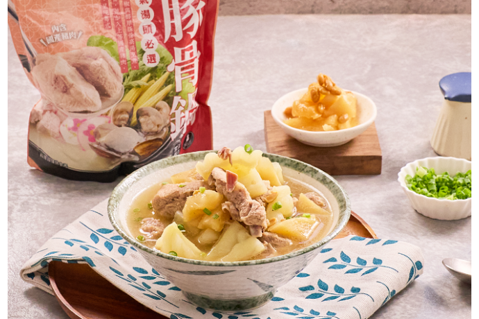 鳳梨苦瓜排骨.胡椒豚骨鍋